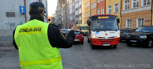 Autobus zablokował Chlebnicką