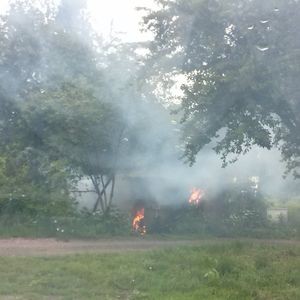 Gorąco przy kościele