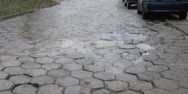 Za dużo wody przy ul. Granitowej