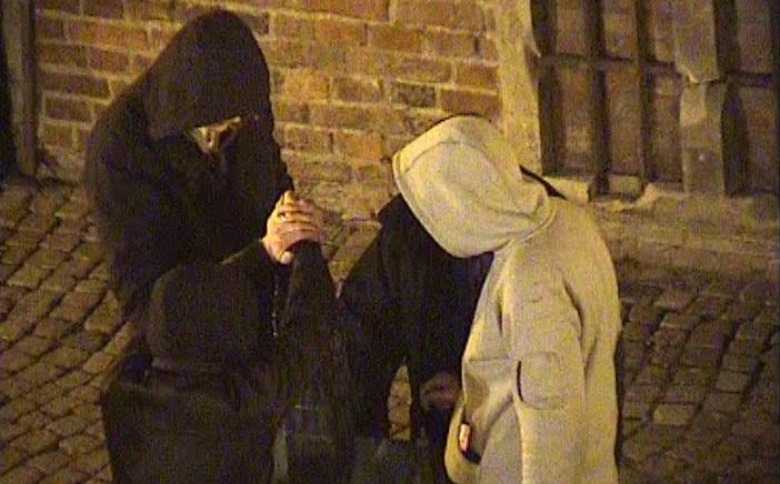 Makieta w niebezpieczeństwie, wandale złapani