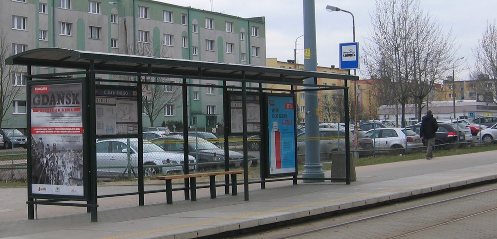 Skandal na Chełmie. Lubieżny 65-latek napastował dziewczęta