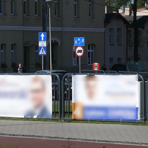 Plakaty wyborcze w natarciu