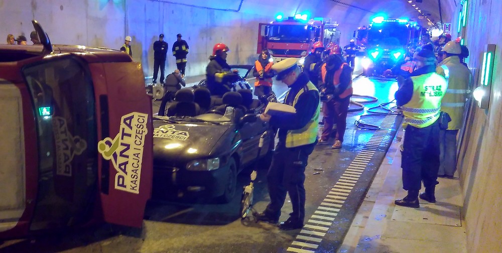 Ćwiczenia taktyczno-bojowe w tunelu pod Martwą Wisłą - Gdańsk, 21.04.2016 r.