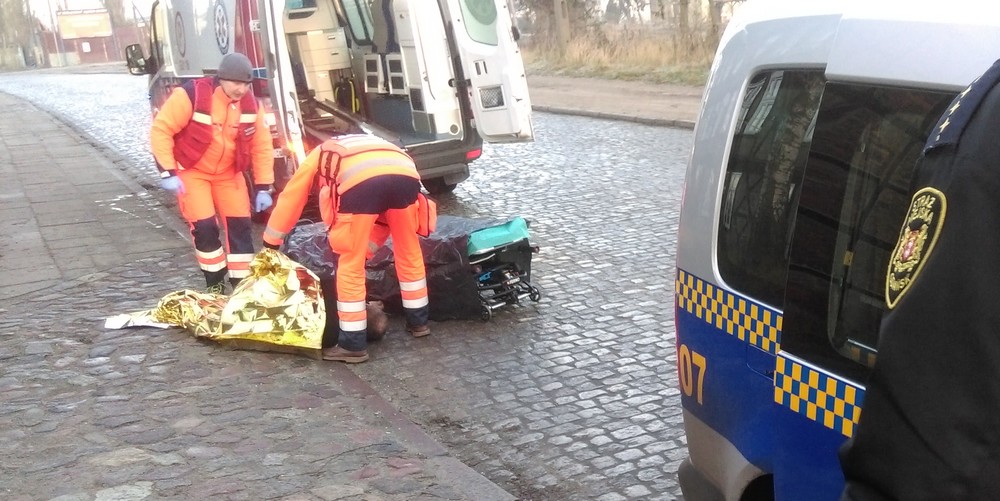 Patrol pomógł choremu