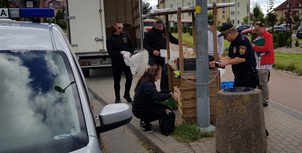 Handel mile widziany, ale tylko legalny!