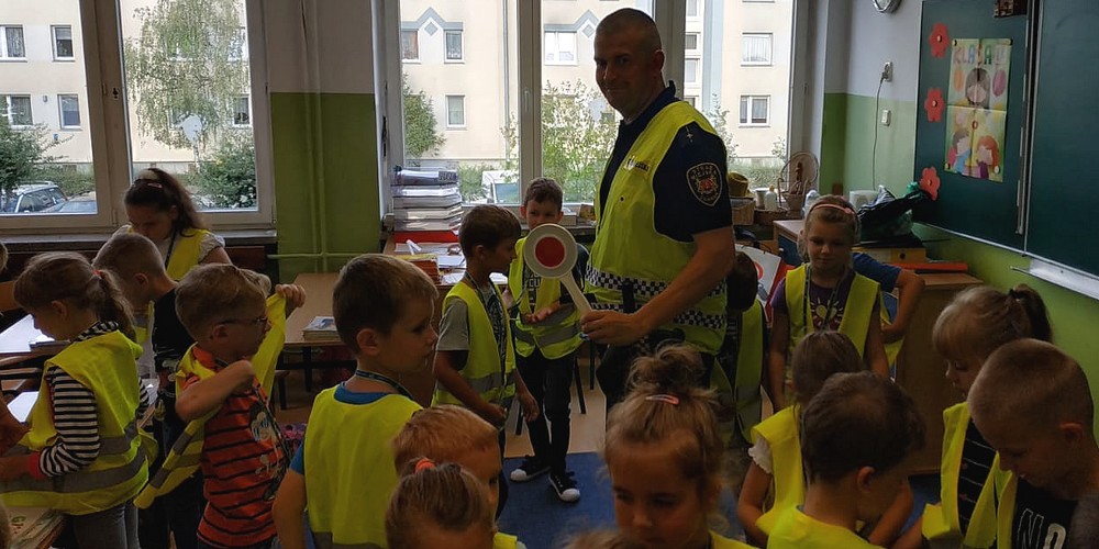 W trosce o bezpieczniejszą drogę do szkoły