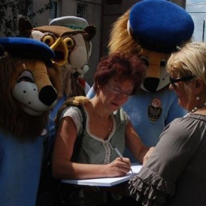 Zjazd maskotek w Rowach