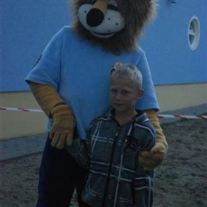 Zjazd maskotek w Rowach