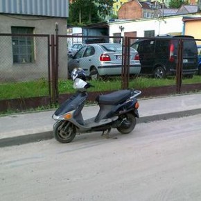 Pijany na skuterze