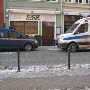 Bezdomny z odmrożeniami