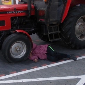 Drzemka na parkingu