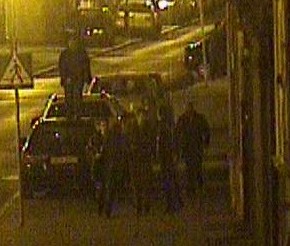 Chuligani na ulicy Ogarnej w Gdańsku
