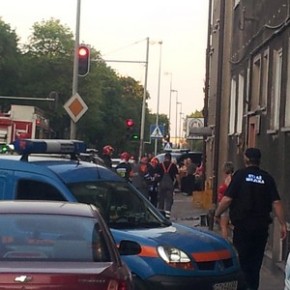 Ewakuacja budynku we Wrzeszczu. Skrzynka gazowa w ogniu!
