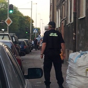 Ewakuacja budynku we Wrzeszczu. Skrzynka gazowa w ogniu!