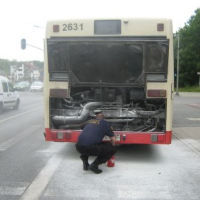 Płonący autobus