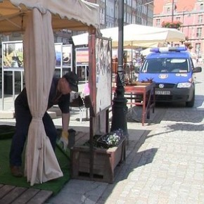 Był nielegalny, musiał zniknąć