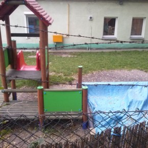 Fetor zagrażał zdrowiu dzieci z pobliskiego przedszkola