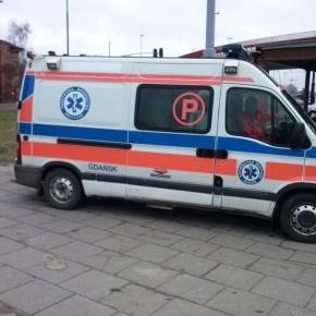 Na miejscu pojawiło sie Pogotowie Ratunkowe
