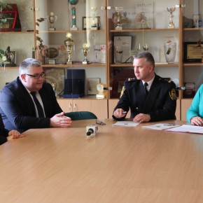 Podpisanie porozumienia w sprawie utworzenia klasy o profilu straży miejskiej