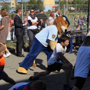 Lew Leoś stanął w szeregu z młodymi sportowcami...