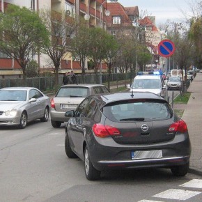 Skrzyżowanie, przejście? To nie parking!