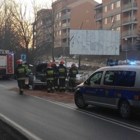 Rozbite auto, szybka pomoc