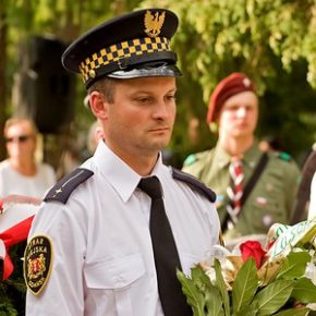 W hołdzie Powstańcom Warszawskim
