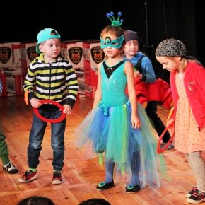 Występ dzieci z Przedszkola nr 71 "Diamencik" w Gdańsku - Miejski Teatr Miniatura, 7 grudnia 2017 r.