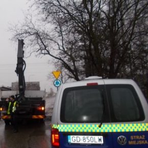 Niesprawny dźwig i kłopoty gotowe