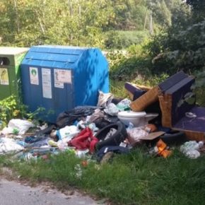 9.08. - Nielegalne wysypisko śmieci przy ul. Wawelskiej