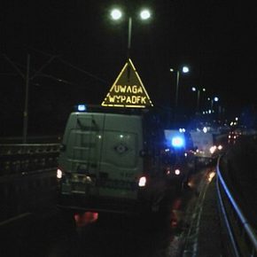 Kolizja na estakadzie
