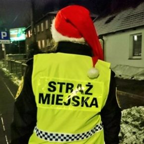 Zawieźli paczki potrzebującym